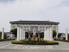 国庆中秋双节同庆，杨艺集团红旗飘扬！
